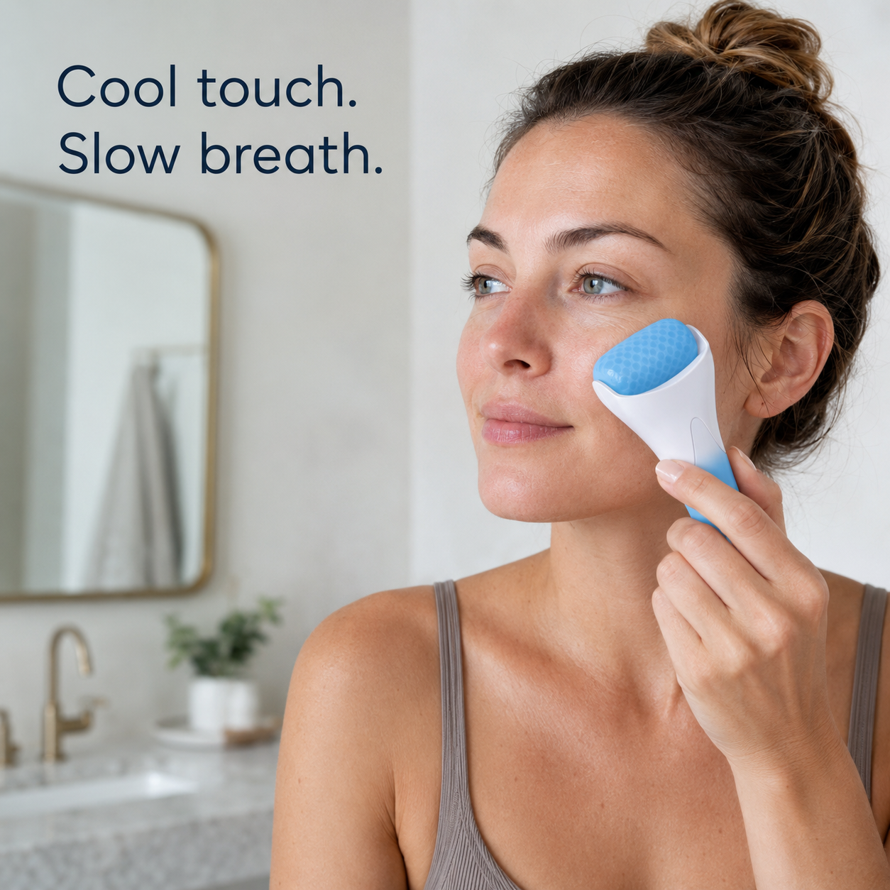 Aeternis Chill Contour Ice Roller — Face & Under-Eye Depuffing Tool